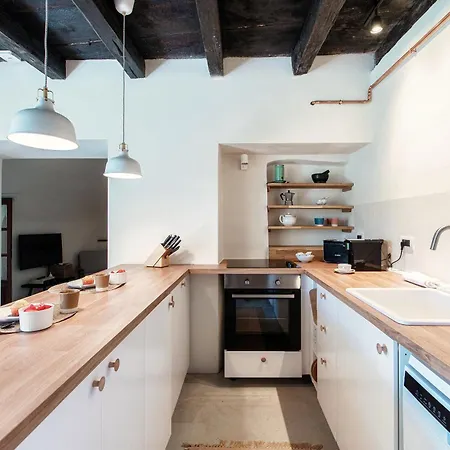 Casa Mina - By Myhomeincomo